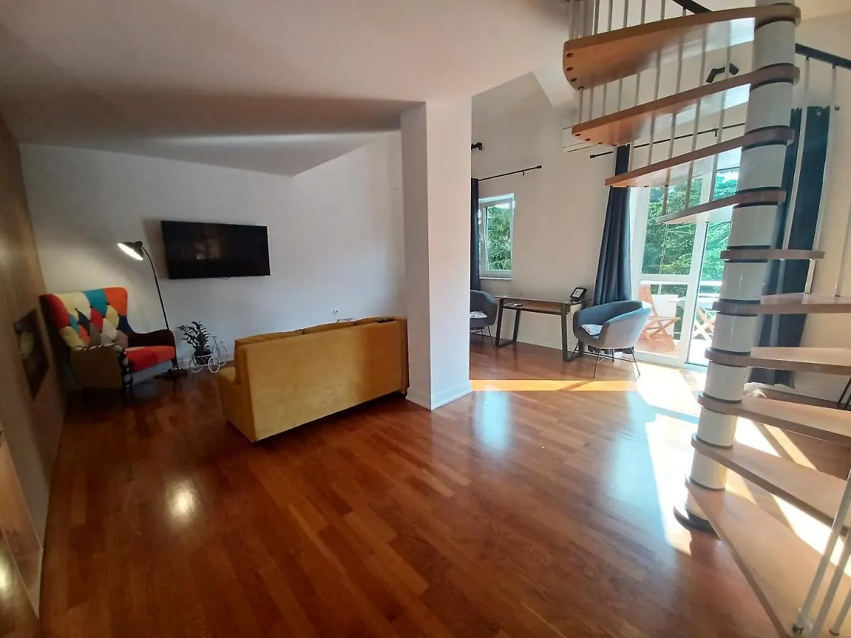 Stunning New Apartment In Centre Of 부젯